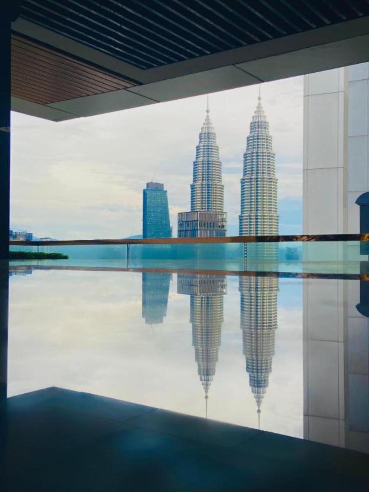The Platinum Klcc By Comfort Suites Kuala Lumpur Exterior photo